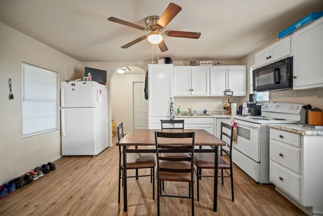 190 Hood Road, Inez, TX 77968