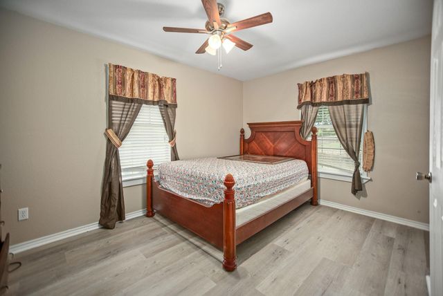 190 Hood Road, Inez, TX 77968