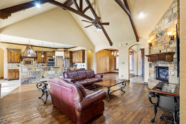 1317 Bluff Springs Drive, Fort Worth, TX 76052