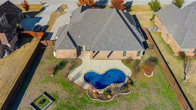 1317 Bluff Springs Drive, Fort Worth, TX 76052