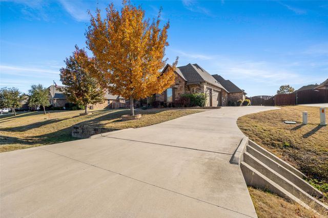 1317 Bluff Springs Drive, Fort Worth, TX 76052