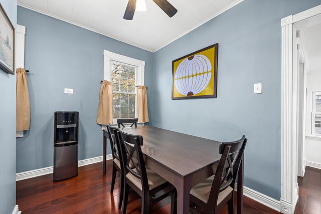 9201 S 52nd Avenue, Oak Lawn, IL 60453