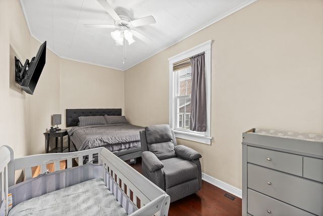 9201 S 52nd Avenue, Oak Lawn, IL 60453