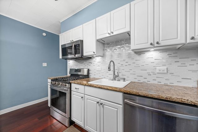 9201 S 52nd Avenue, Oak Lawn, IL 60453