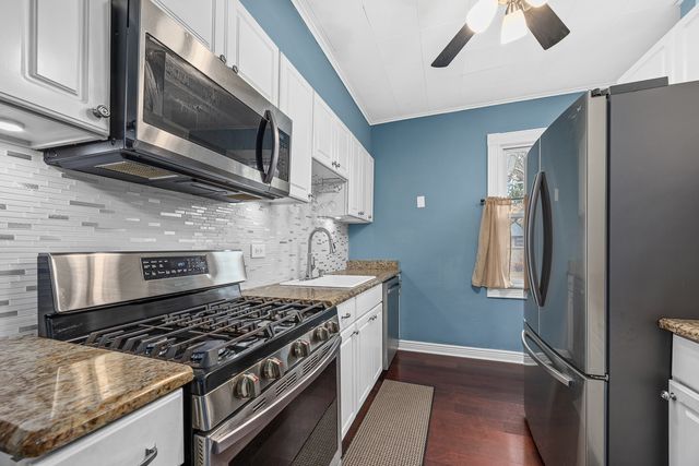 9201 S 52nd Avenue, Oak Lawn, IL 60453