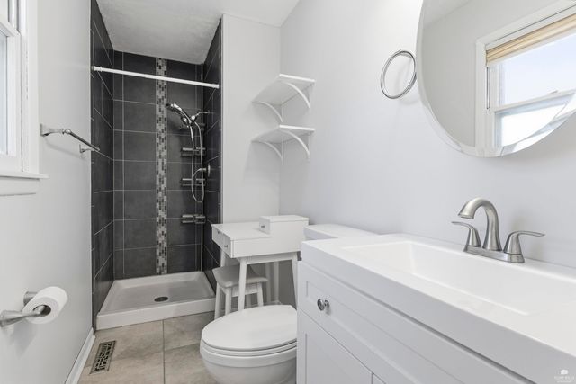 3018 James Avenue, Manhattan, KS 66502