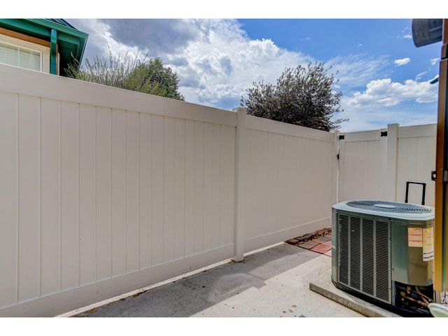 15202 E Batavia Pl, Aurora, CO 80011