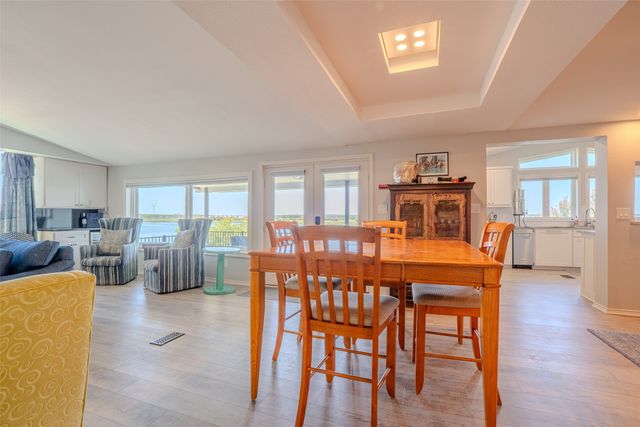 6371 Beacon Vista Circle, Granbury, TX 76049