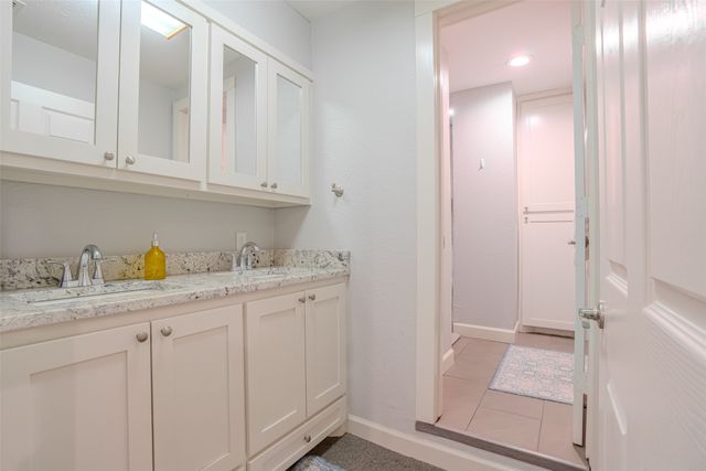 6371 Beacon Vista Circle, Granbury, TX 76049