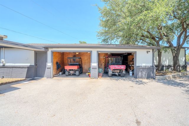 6371 Beacon Vista Circle, Granbury, TX 76049