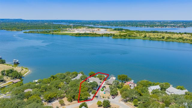 6371 Beacon Vista Circle, Granbury, TX 76049