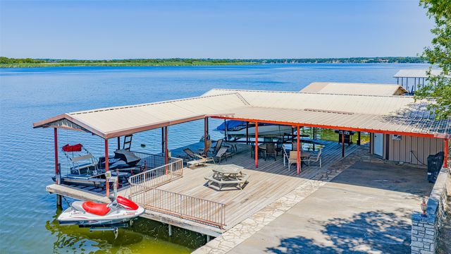 6371 Beacon Vista Circle, Granbury, TX 76049