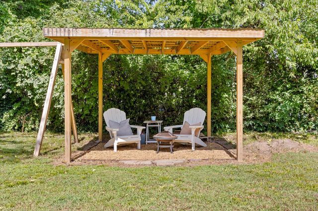 705 N Highland Park Avenue, Chattanooga, TN 37404
