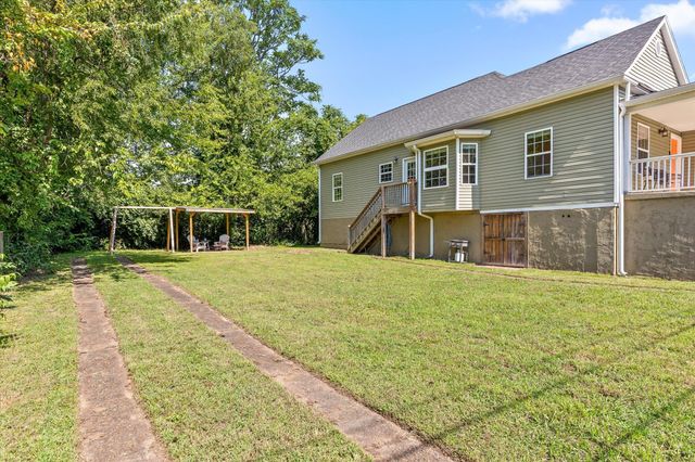 705 N Highland Park Avenue, Chattanooga, TN 37404