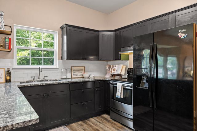 705 N Highland Park Avenue, Chattanooga, TN 37404