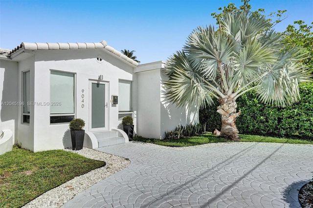 9040 Carlyle Avenue, Surfside, FL 33154