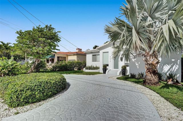 9040 Carlyle Avenue, Surfside, FL 33154