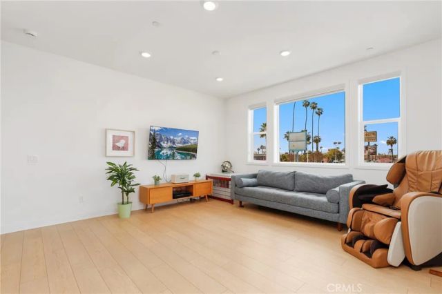 1643 W Lincoln Avenue 102, Anaheim, CA 92801