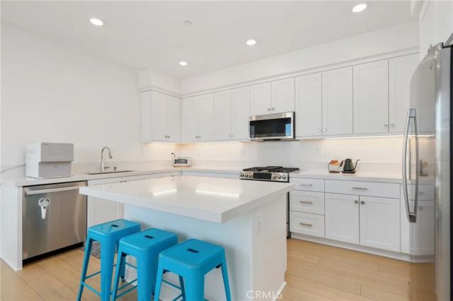 1643 W Lincoln Avenue 102, Anaheim, CA 92801