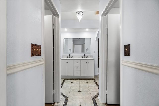 29105 Marilyn Drive, Canyon Country, CA 91387