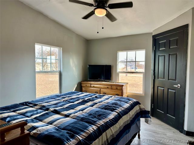 24094 N County Road 3350, Wynnewood, OK 73098