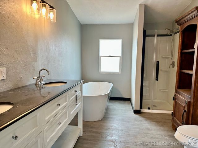 24094 N County Road 3350, Wynnewood, OK 73098