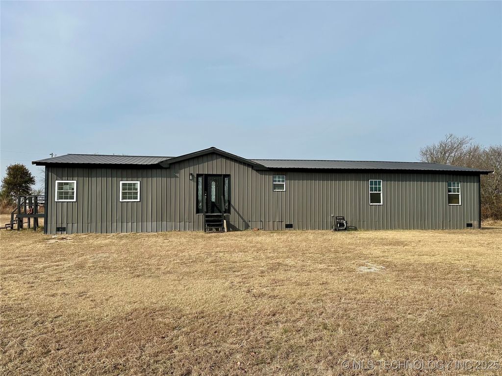 24094 N County Road 3350, Wynnewood, OK 73098