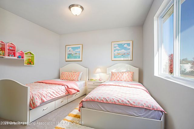 770 Saint Andrews Drive, Eaton Rapids, MI 48827