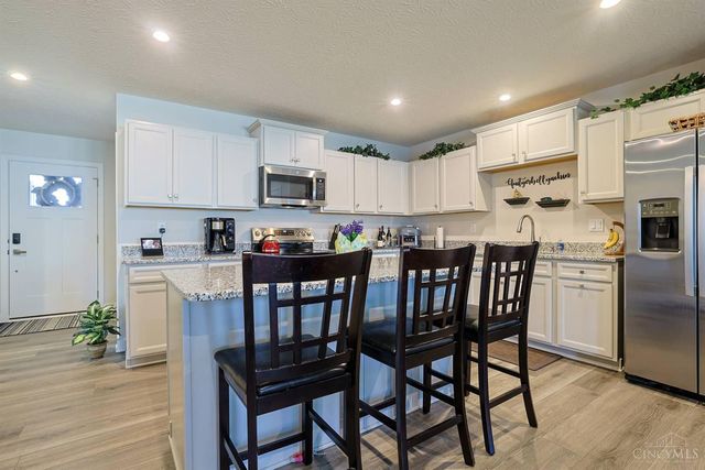 3275 Calistoga Lane, Hamilton, OH 45011