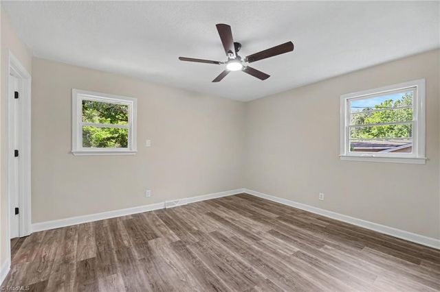 911 Harrison Crossroad Loop, Reidsville, NC 27230