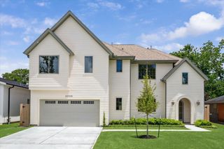 2006 Chantilly Lane, Houston, TX 77018