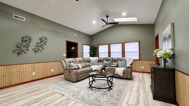 1111 E Elm Street, West Frankfort, IL 62896