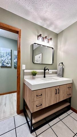 1111 E Elm Street, West Frankfort, IL 62896