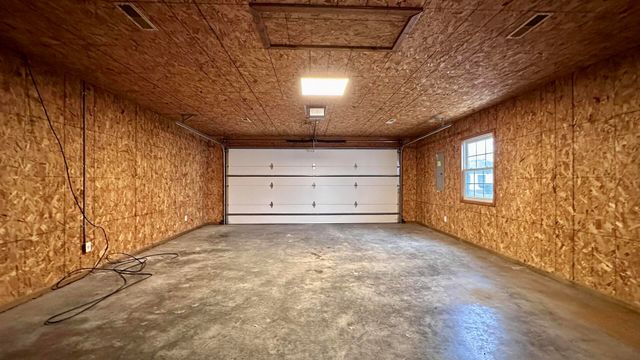 1111 E Elm Street, West Frankfort, IL 62896