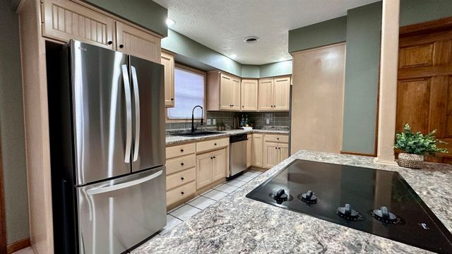 1111 E Elm Street, West Frankfort, IL 62896