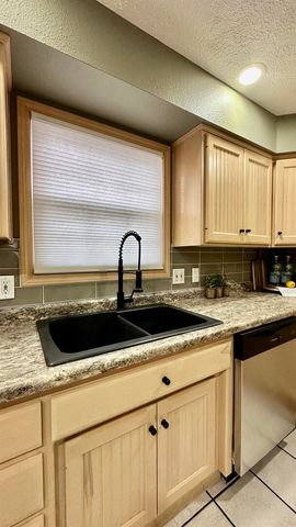 1111 E Elm Street, West Frankfort, IL 62896