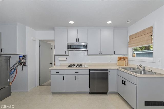 22680 Valley View, Crestline, CA 92325