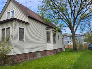 120 W 107th Street, Chicago, IL 60628