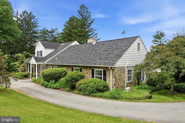 1646 FAIRVIEW RD, Glenmoore, PA 19343