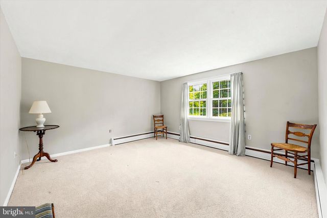 1646 FAIRVIEW RD, Glenmoore, PA 19343