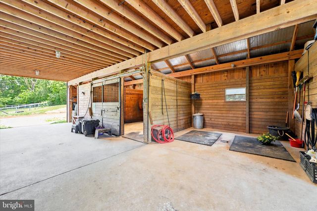 1646 FAIRVIEW RD, Glenmoore, PA 19343