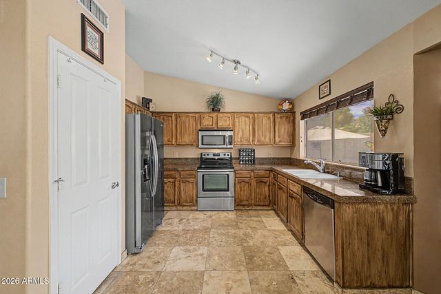 4226 E WHITNEY Lane, Phoenix, AZ 85032