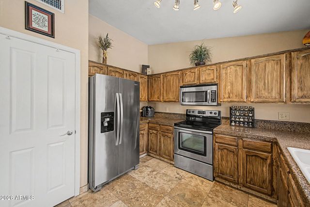 4226 E WHITNEY Lane, Phoenix, AZ 85032