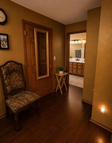 4848 W Woodland DRIVE, Franklin, WI 53132