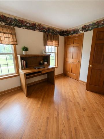 4848 W Woodland DRIVE, Franklin, WI 53132