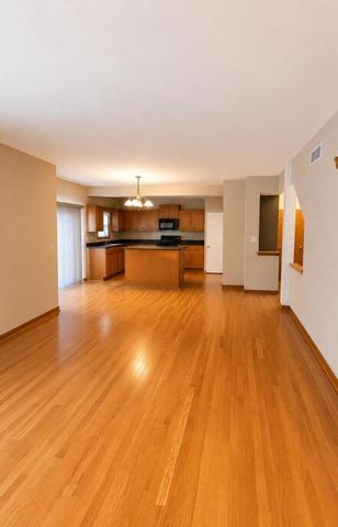 4848 W Woodland DRIVE, Franklin, WI 53132
