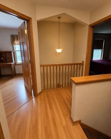 4848 W Woodland DRIVE, Franklin, WI 53132