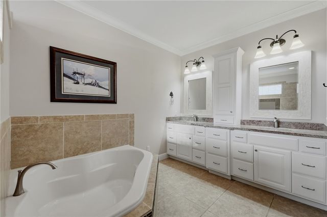 153 Holiday Island Drive, Holiday Island, AR 72631