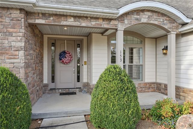 153 Holiday Island Drive, Holiday Island, AR 72631