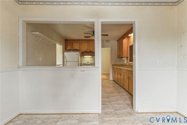 102 Verbov Ave, Colonial Heights, VA 23834